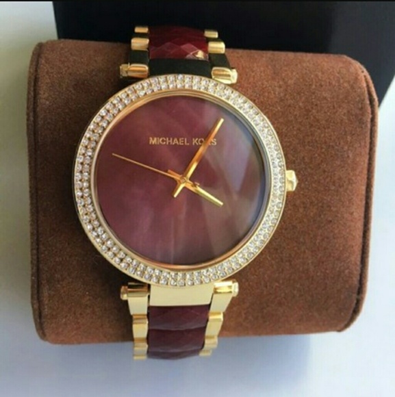 Brand new Michael Kors Choronograph ladies watch - Picture 5 of 6